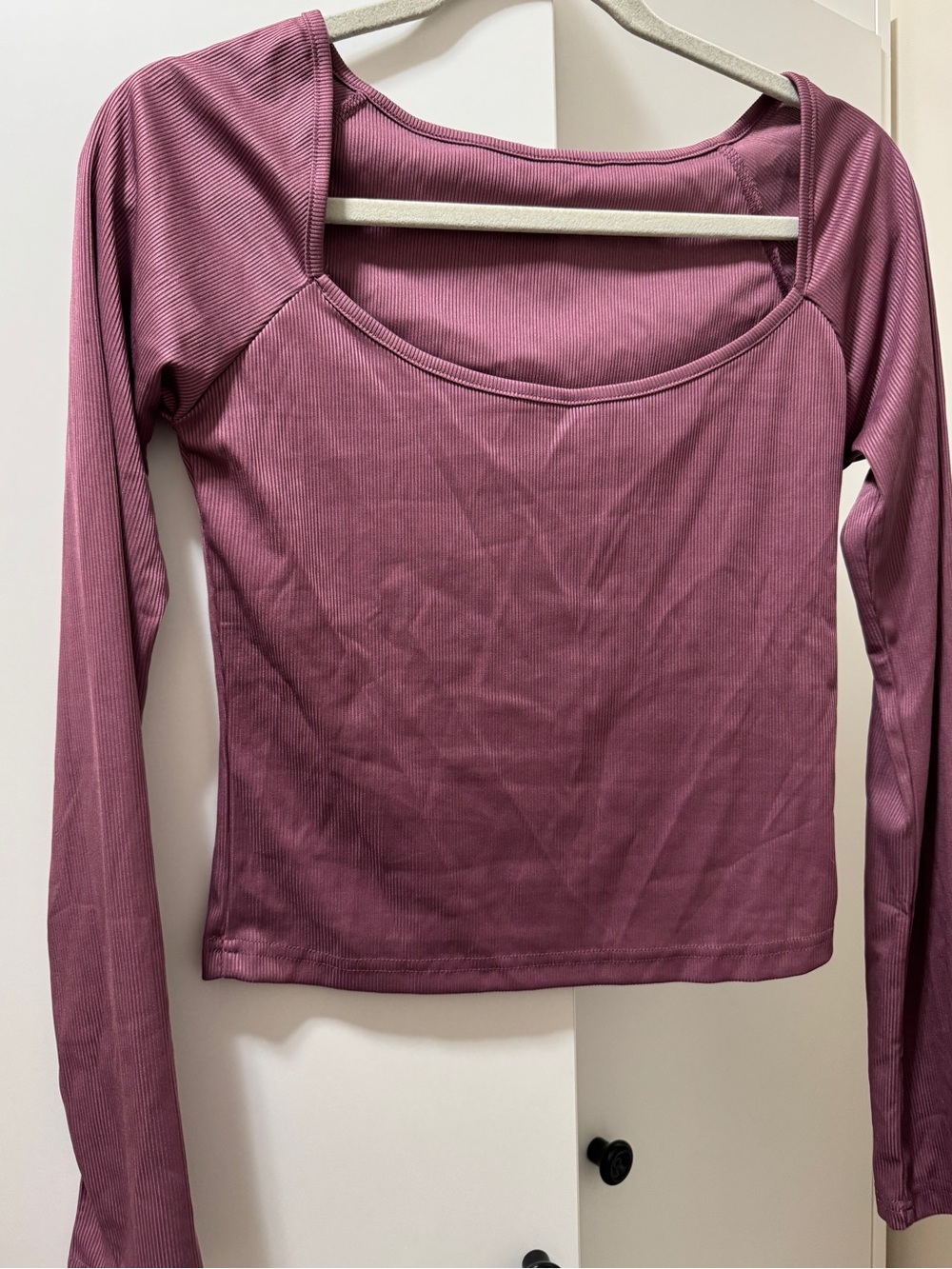Women’s Long Sleeve Scoop Neck Top - Mauve